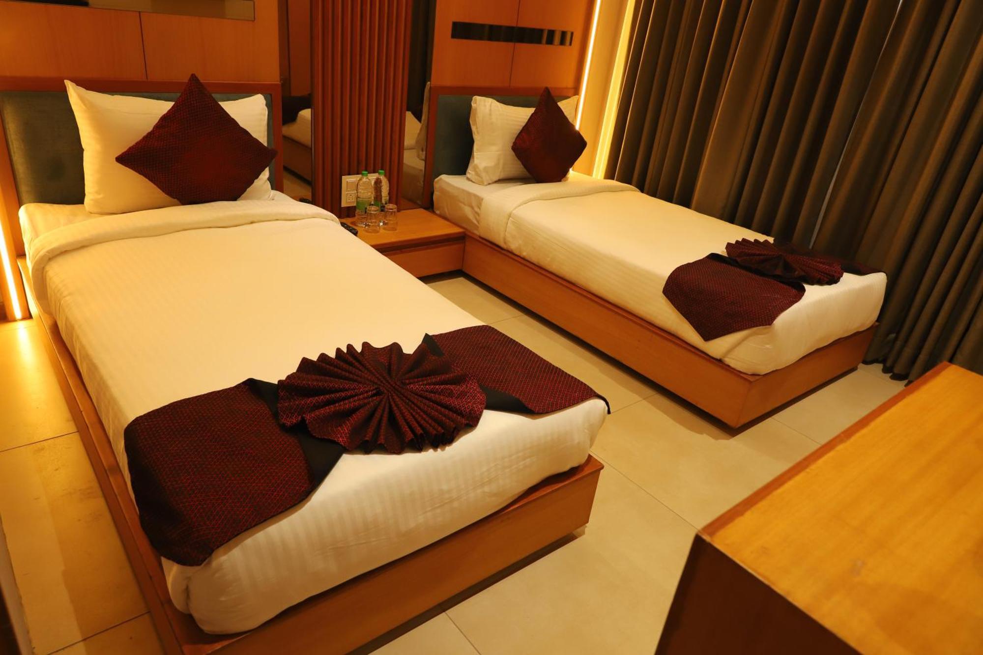 Alba Inn, Vijay Nagar インドール エクステリア 写真